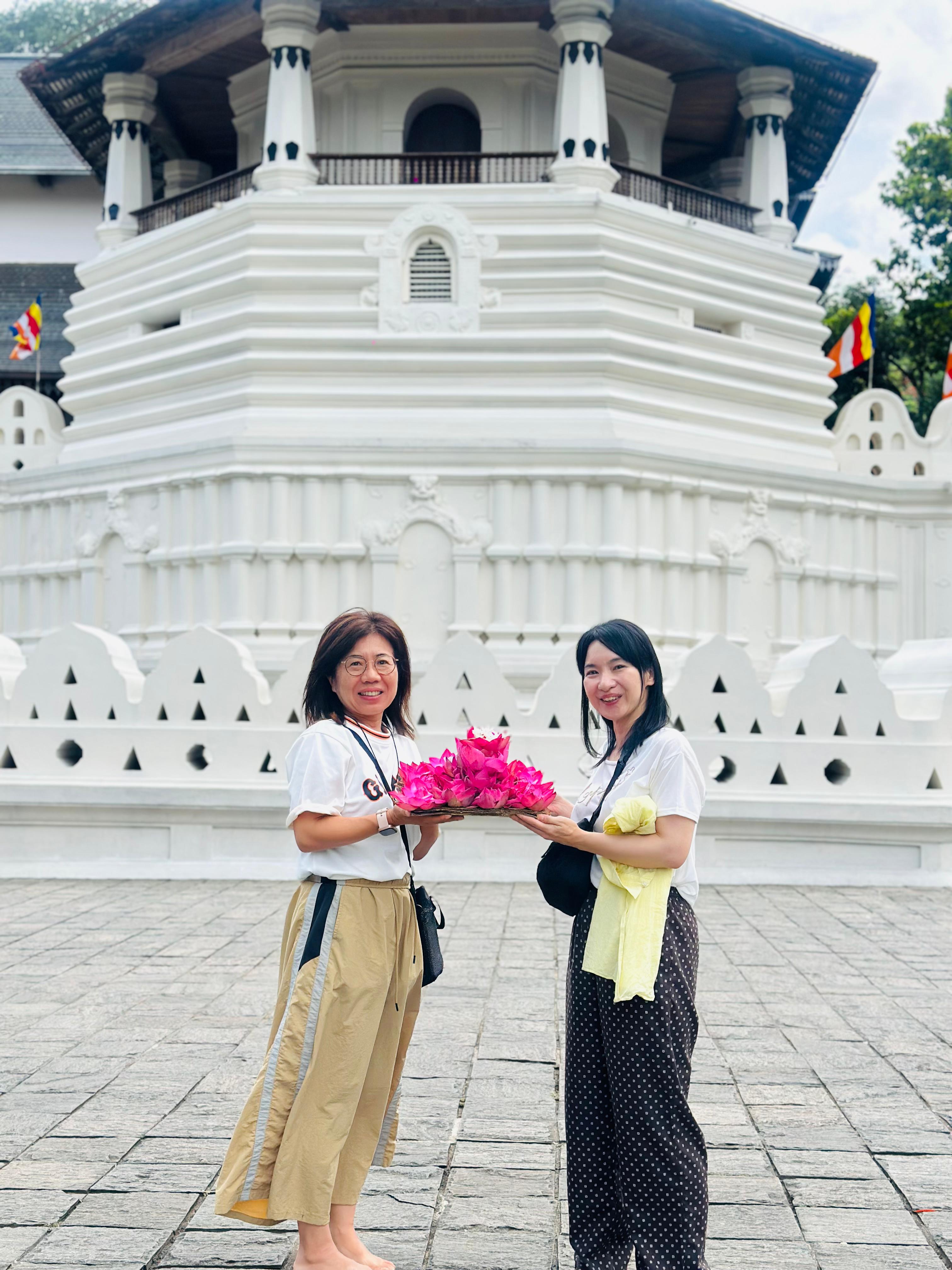 キャンディの仏歯寺 - スリランカの聖地